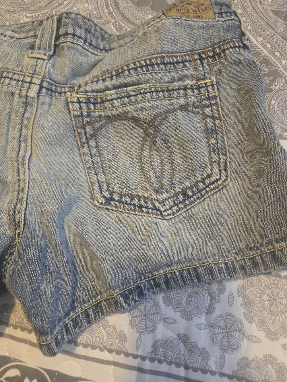 Paris Blues Light Blue Distressed Denim Jean Shorts Size 5 - Picture 5 of 8